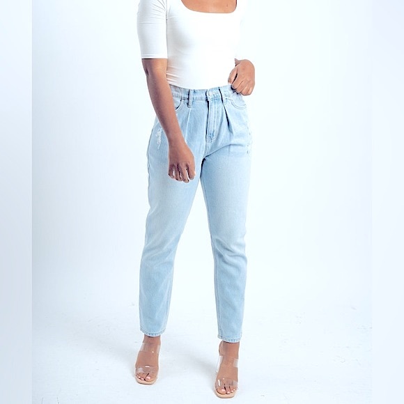 CELIO 80’s STYLE DENIM SEXY MOM JEANS:PLEATED HIGH RISE, STRAIGHT DISTRESSED LEG - Picture 3 of 16